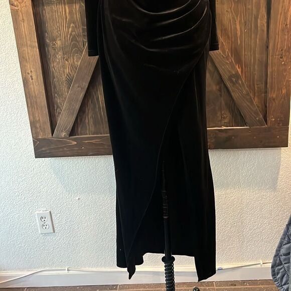Sexy VELVET OFF SHOULDER ASYMMETRIC HEM High Slit Dress - Picture 7 of 13